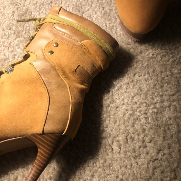 Bootie - Picture 4 of 4